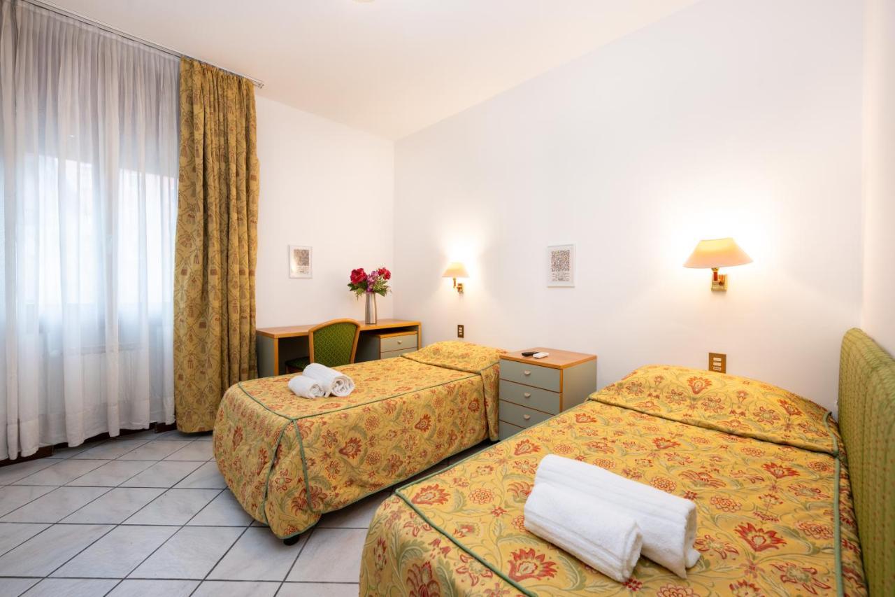 Camelia Rooms Venice Guesthouse Mestre Esterno foto
