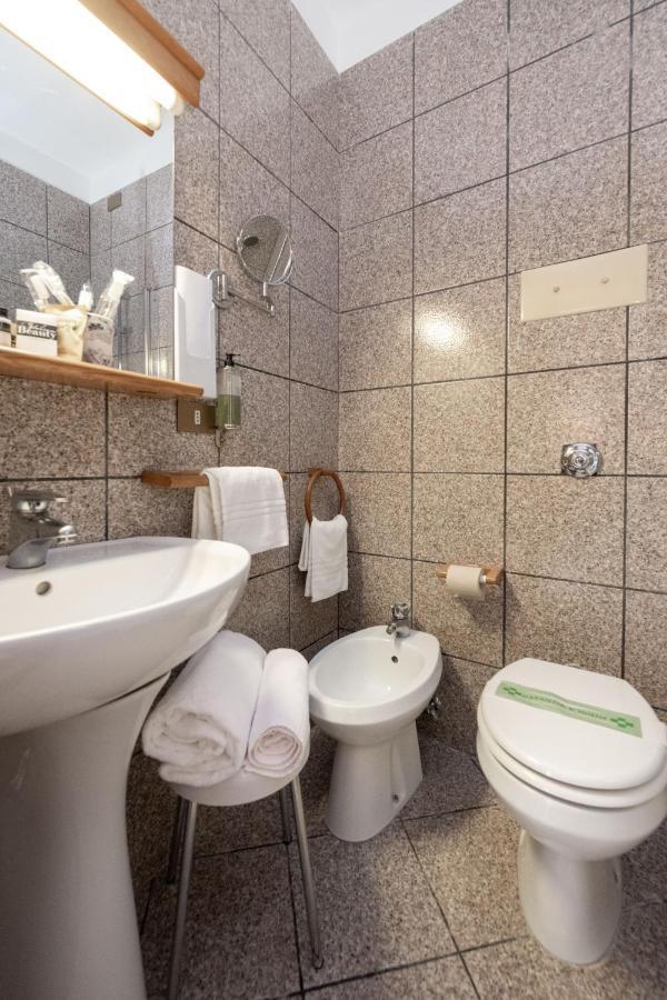 Camelia Rooms Venice Guesthouse Mestre Esterno foto