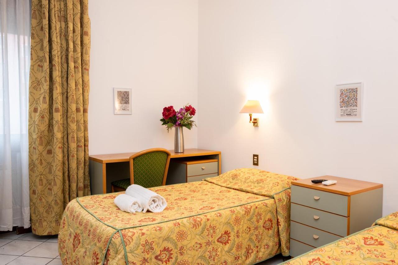 Camelia Rooms Venice Guesthouse Mestre Esterno foto